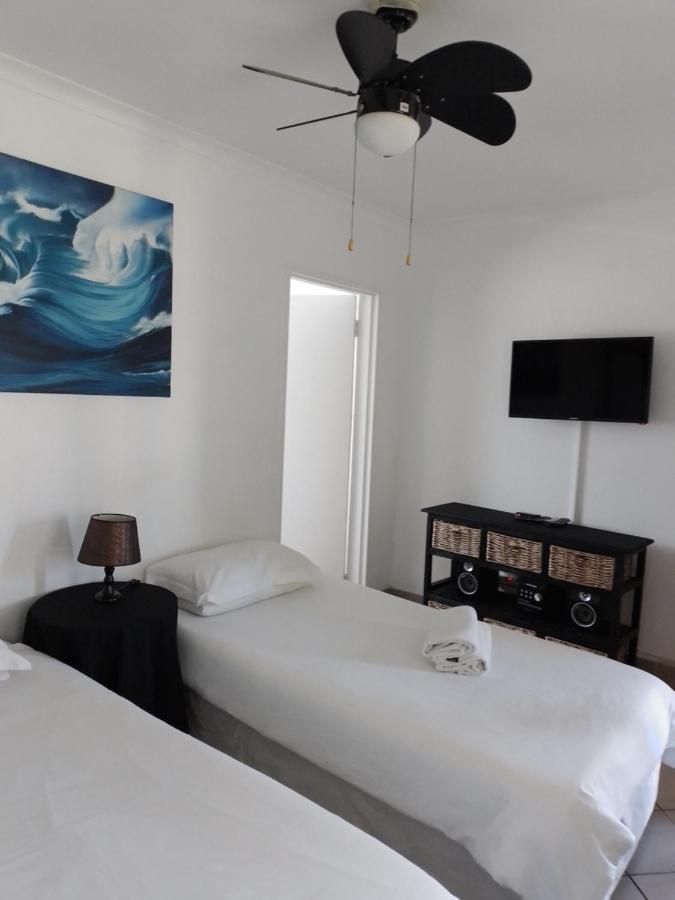 Anna Boeremeisie Guesthouse Беноні Екстер'єр фото